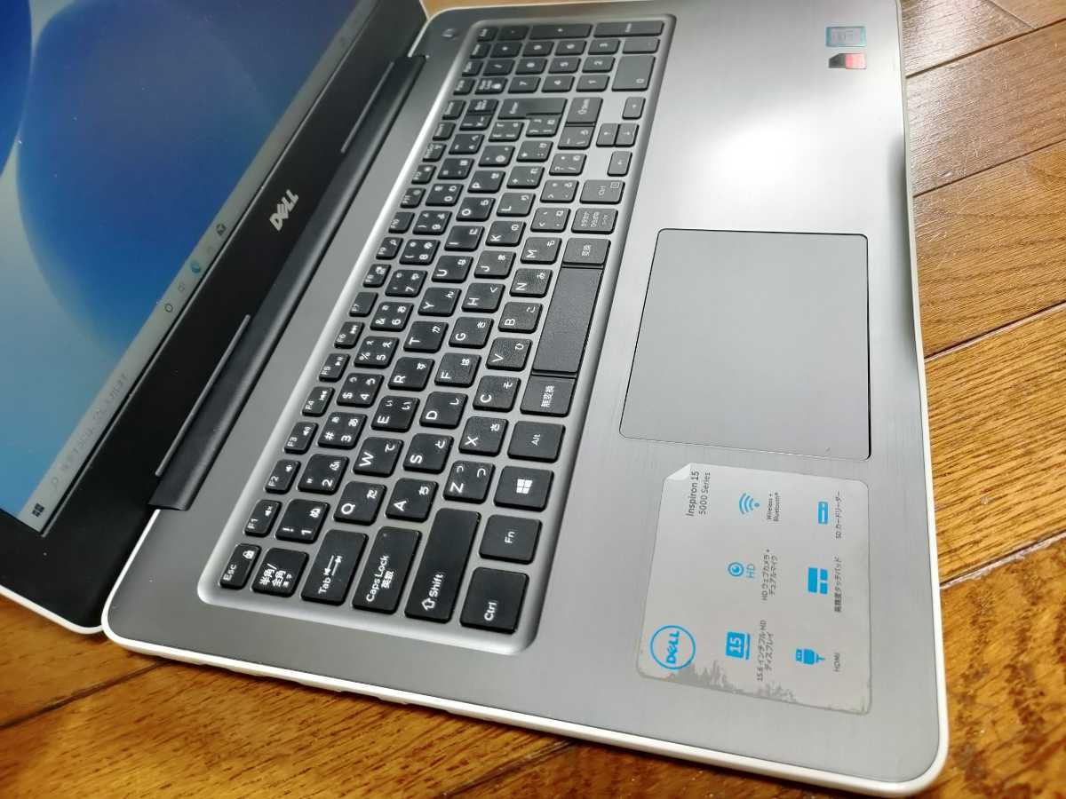 DELL INSPIRON 15 5567 Core i5-7200U AMD R7 M445(4GB GDDR5) 新品