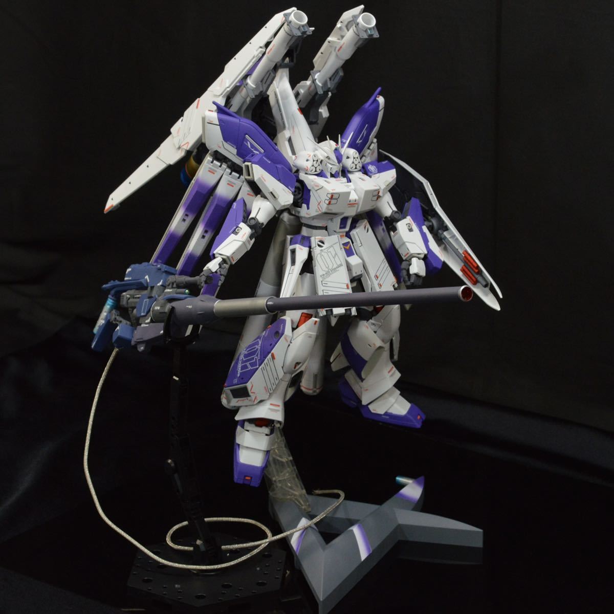 MG Hi-νガンダム H.W.S.+ハイメガランチャー 完成品 MG Hi-νガンダム H.W.S.+ハイメガランチャー 完成品