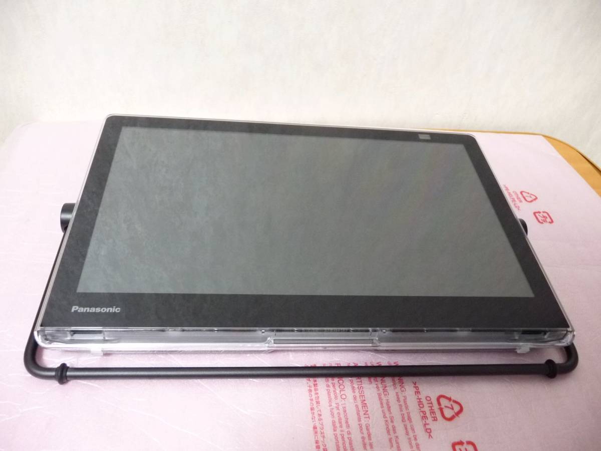 ☆展示品 Panasonic 15V型ポータブルテレビ UN-15CN10-K(=UN-15N10