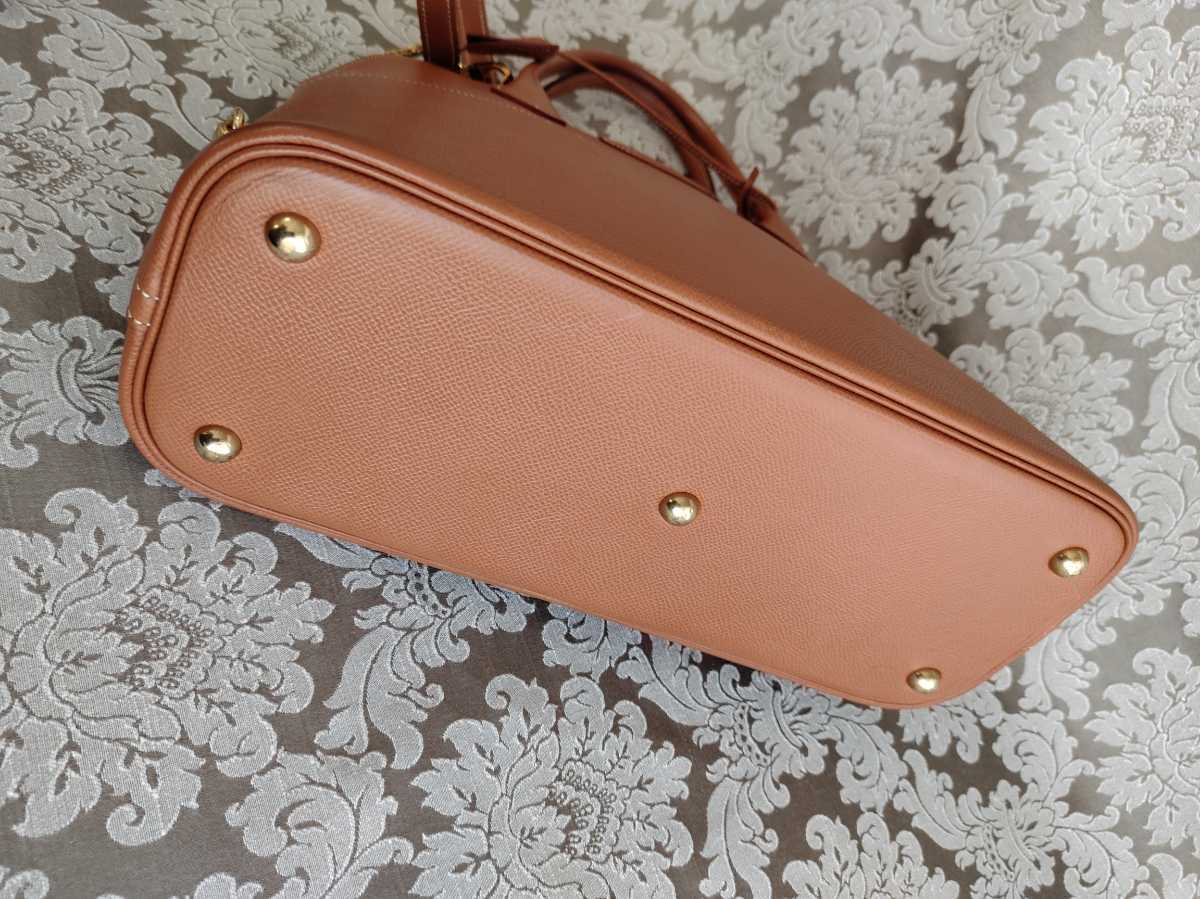 美品◇1円スタート◇ボリード 31 ゴールド 2WAYハンドバッグ 美品◇1円スタート◇ボリード 31 ゴールド 2WAYハンドバッグ