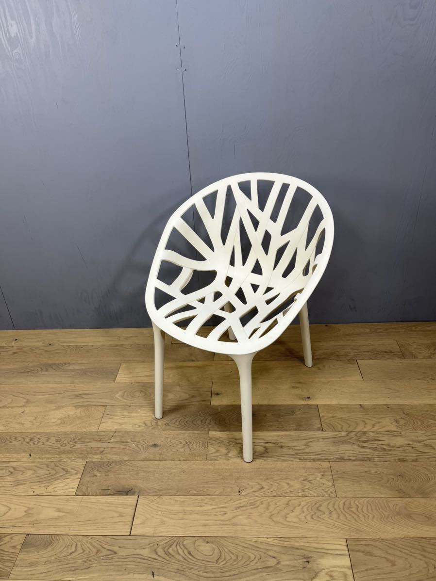 全国総量無料で vitra.　Vegetal Chair　ベジタブルチェア　樹脂チェア　WH　② プラスチックフレーム