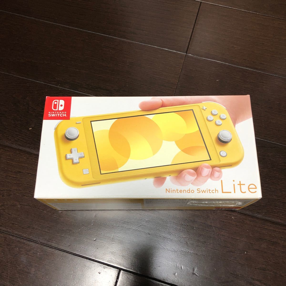 任天堂スイッチライト　liteイエロー　新品未使用　switch