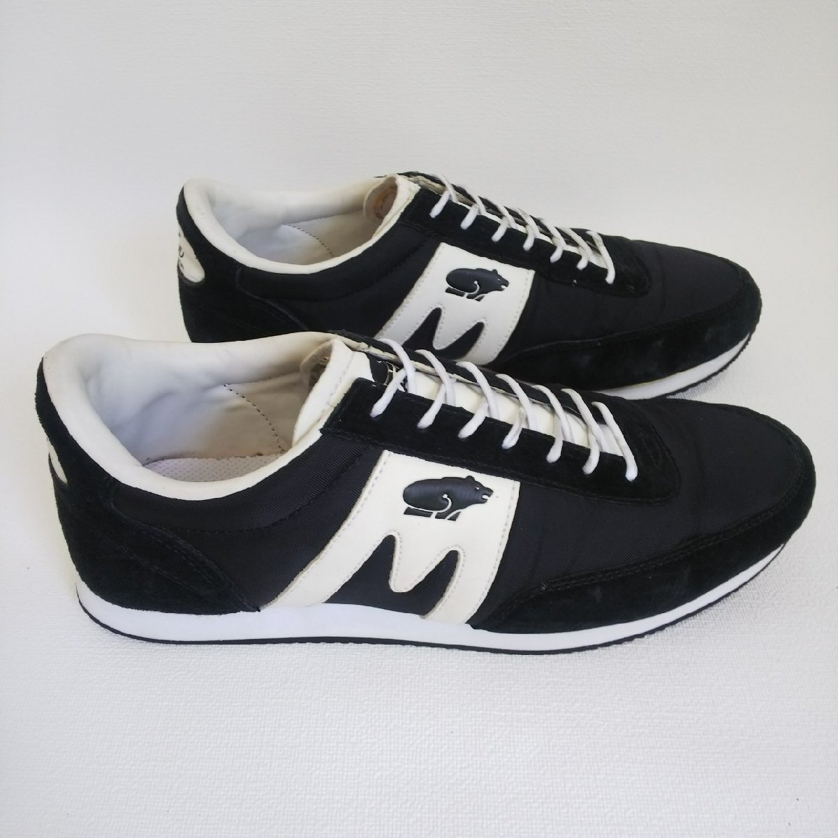 (^w^)b カルフ アルバトロス シューズ 靴 スニーカー ローカット ブラック KARHU F802519 シンプル ランニング スポーツ メンズ US 10_画像2