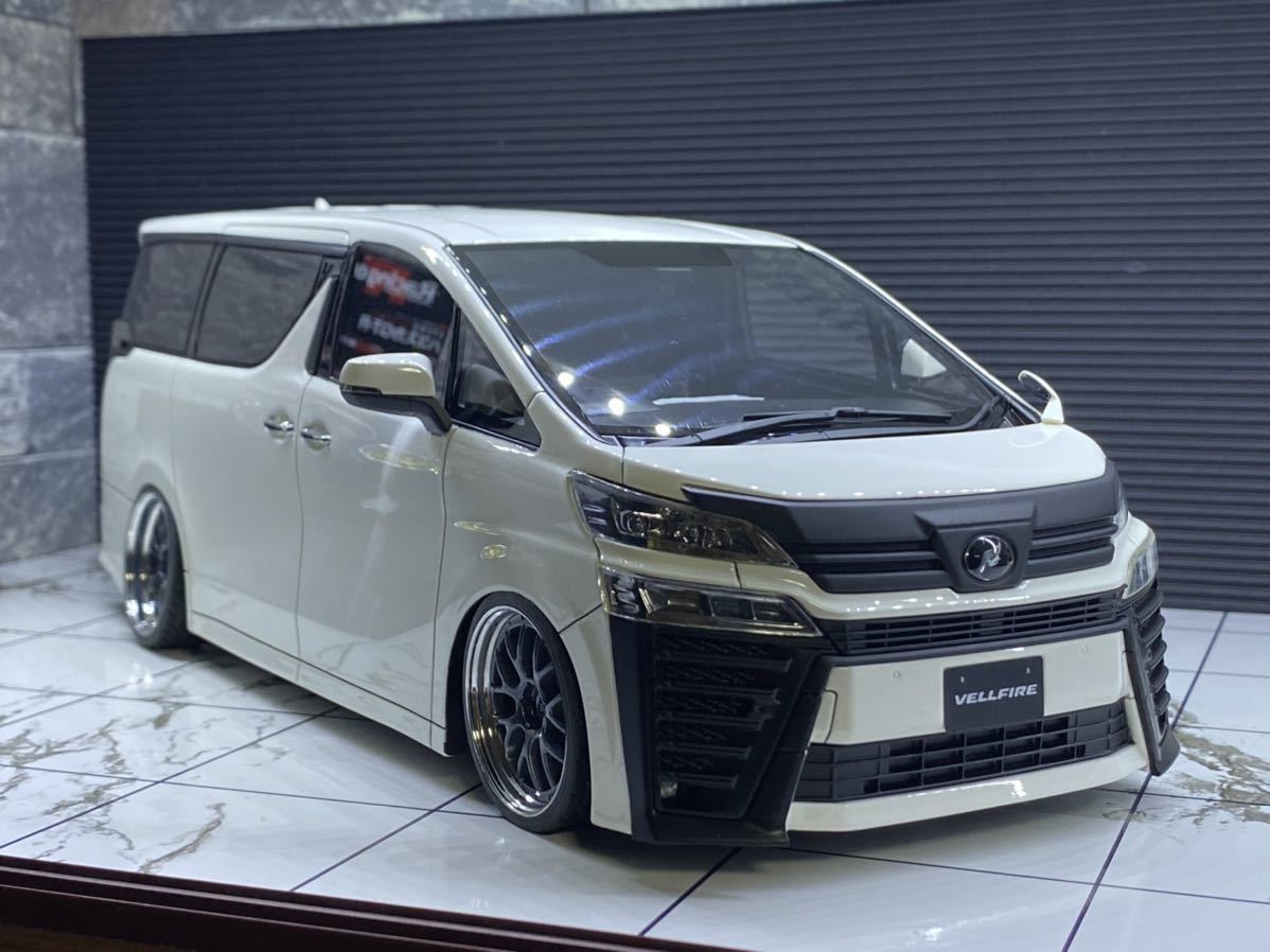 1/18イグニッションモデル H30W VELLFIRE カスタム仕様 | www