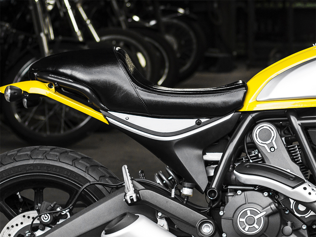 MOTOR ROCK Ducati Scrambler for side cover silver (MR-SM068A)