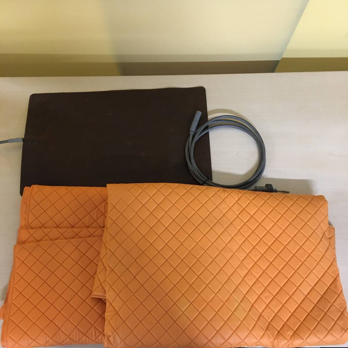 家庭用電位治療器 パワーヘルス PH-9000 通電マット 絶縁シート 健康器具 22/0824/01(健康用品、健康器具)|売買されたオークション情報、yahooの商品情報をアーカイブ公開 - オークファン(aucfan.com) 家庭用電位治療器 パワーヘルス PH-9000 通電マット 絶縁シート 健康器具 22/0824/01(健康用品、健康器具)|売買されたオークション情報、yahooの商品情報をアーカイブ公開 - オークファン(aucfan.com)