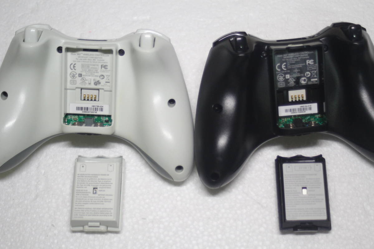 Xbox360 ワイヤレスコントローラー まとめて2個セット ブラック/ホワイト マイクロソフト純正 /動作品　