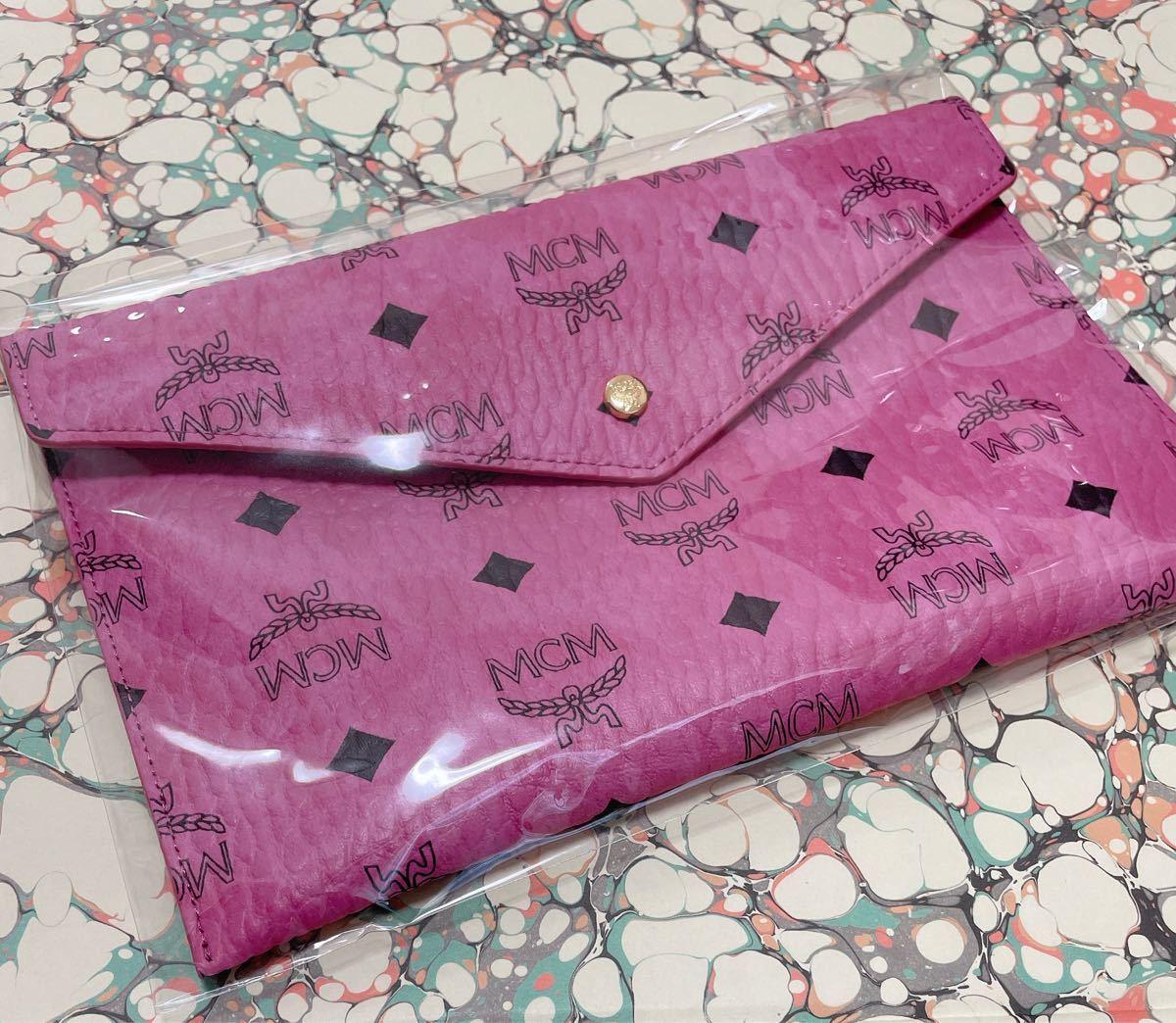 ★MCM 正規品★ミニ クラッチ /ポーチ / 小物入れ 【新品未使用】レア エムシーエム 男女兼用
