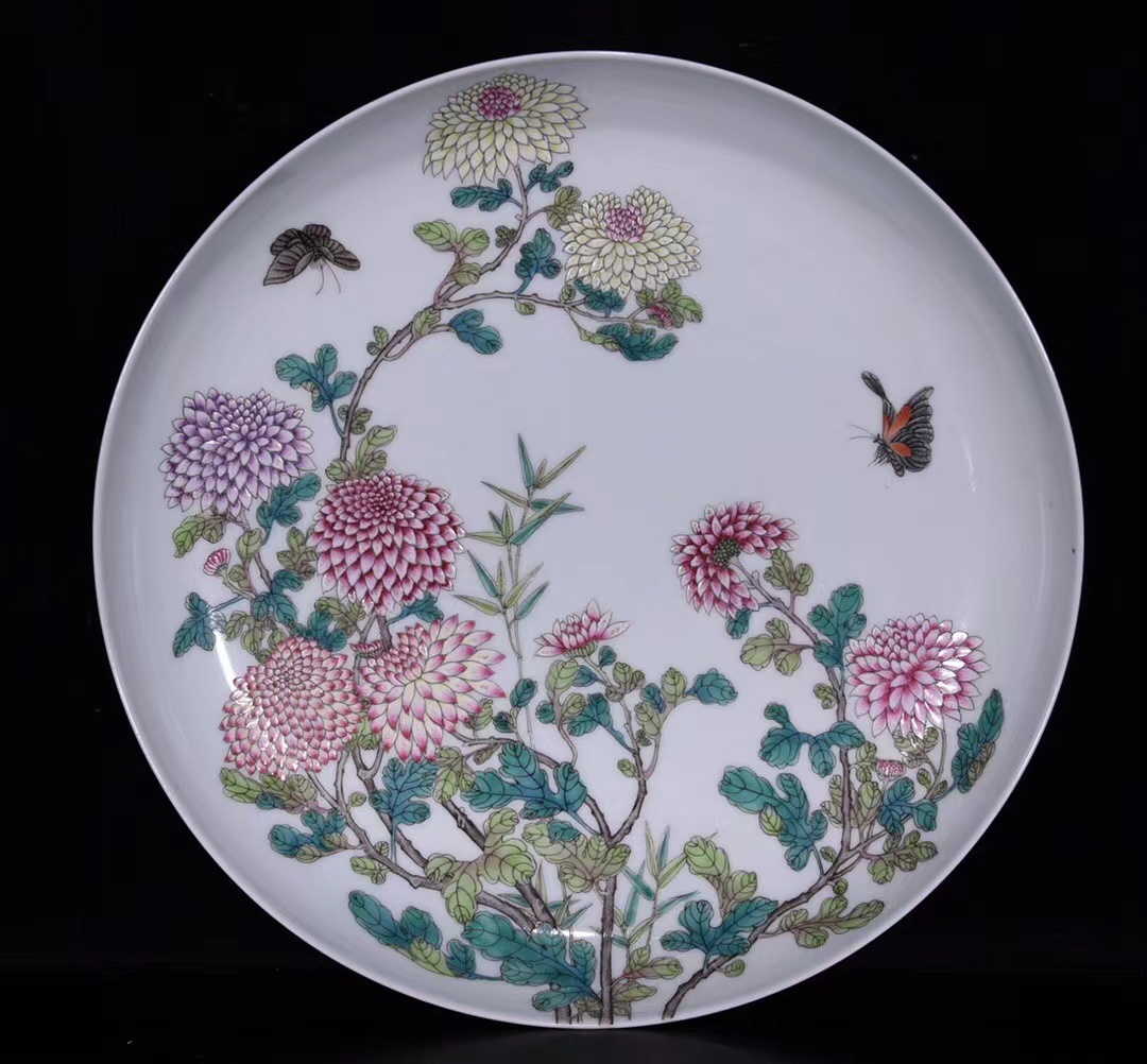 旧蔵 古美術 中国古玩 大清雍正年製款 粉彩 牡丹花卉蝶紋盤 時代物 T08