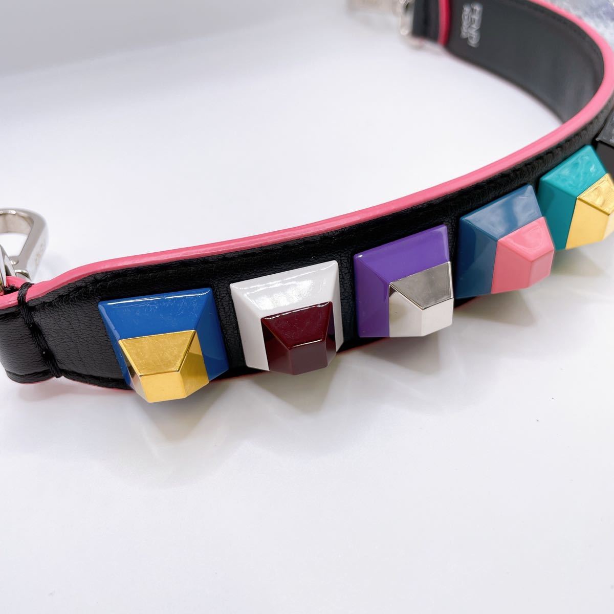 FENDI フェンディ ストラップユー ミニ マルチカラー スタッズ FENDI フェンディ ストラップユー ミニ マルチカラー スタッズ
