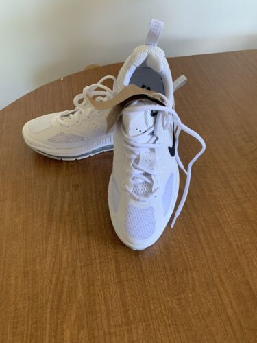 Size 7 - ナイキ エアマックス Genome White - CW1648-100 海外 即決