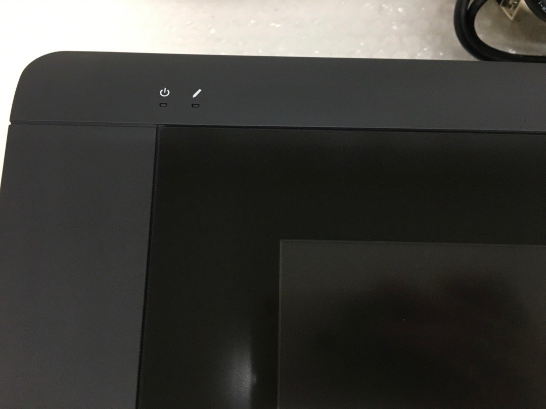 ジャンク【wacom】 液晶ペンタブレット cintiq 22HD DTK-2200/K 起動