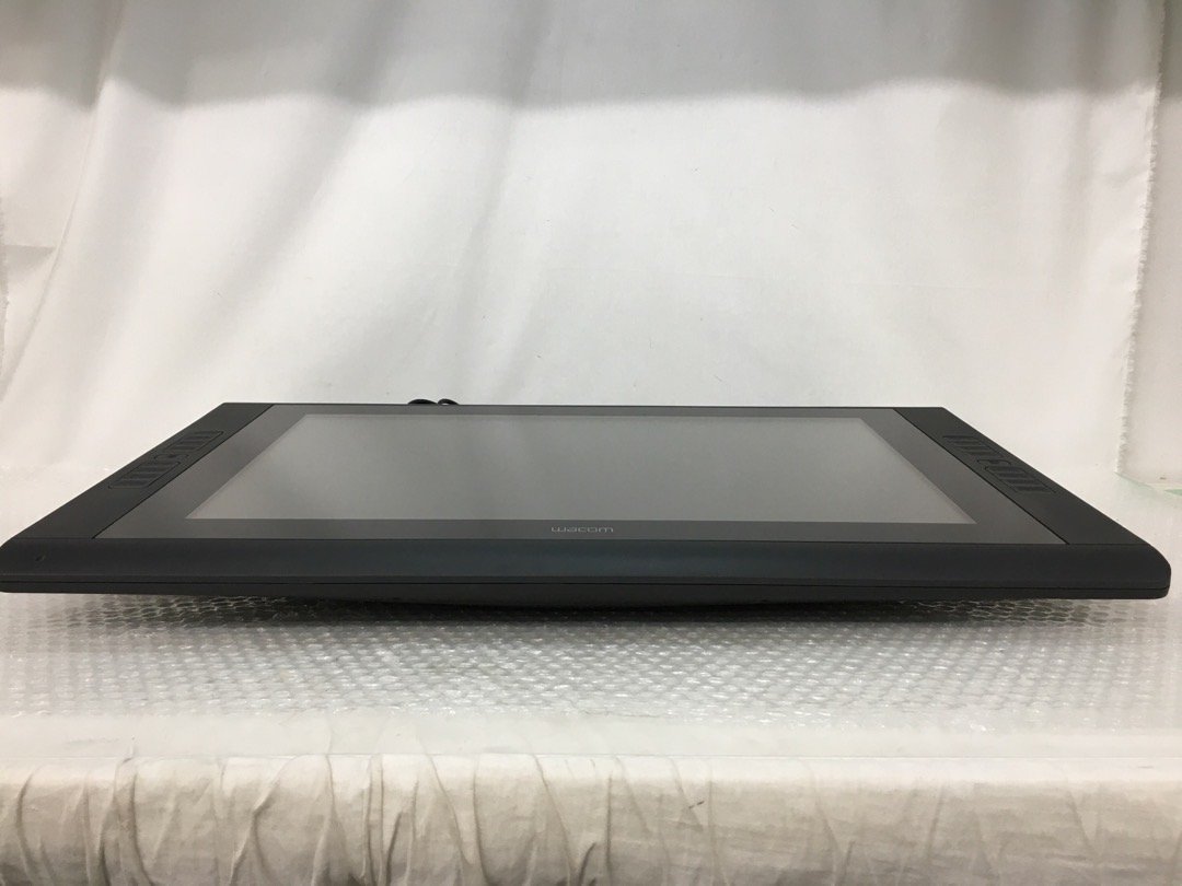 wacom 液晶タブレット 21.5Cintiq22HD DTK-2200/K-