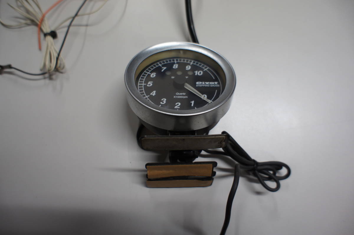 Pivot GEKKO ste pin g gauge tachometer 80 pie tachometer 10000rpm use period barely 