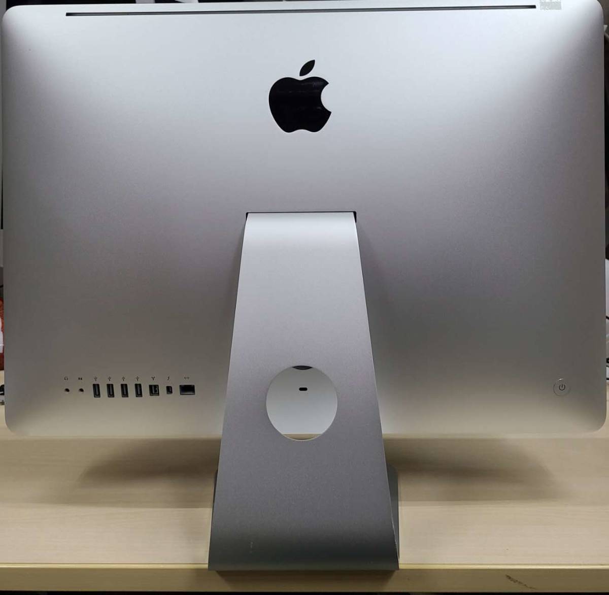 中古品 Apple iMac A1311 iMac 21.5-inch Late 2011 Intel Core i5 2.5GHz メモリ4GB 液晶不良 ジャンク 06_画像2
