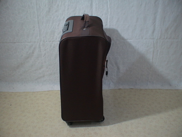 A56 attra ttlva 茶色　スーツケース　キャリケース　旅行用　ビジネストラベルバック_画像4
