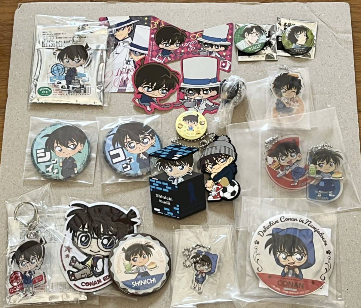 新品 AGf 限定 名探偵コナン 新規描き下ろしイラスト使用 グッズ 大量
