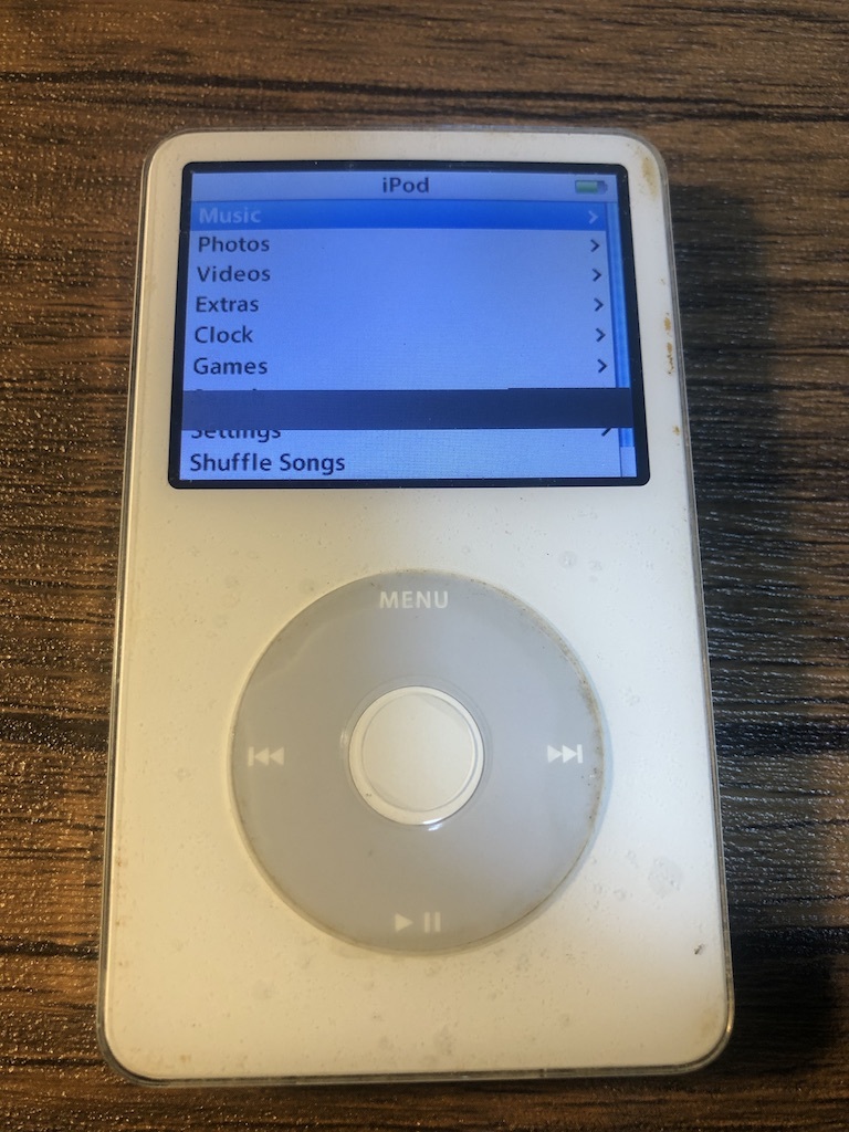Apple iPod 30GB A1136 中古　ジャンク？　ホワイト_画像1