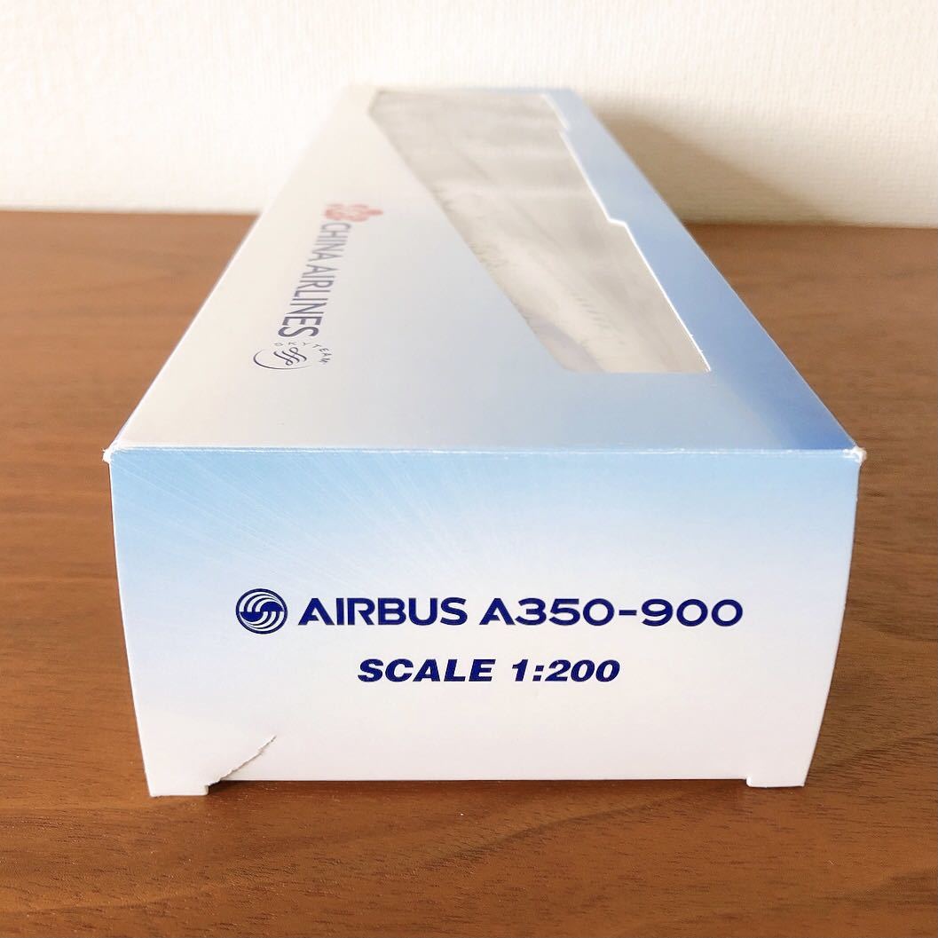 ★チャイナエアライン China Airlines Airbus A350-900 1/200スケール飛行機模型★_画像5