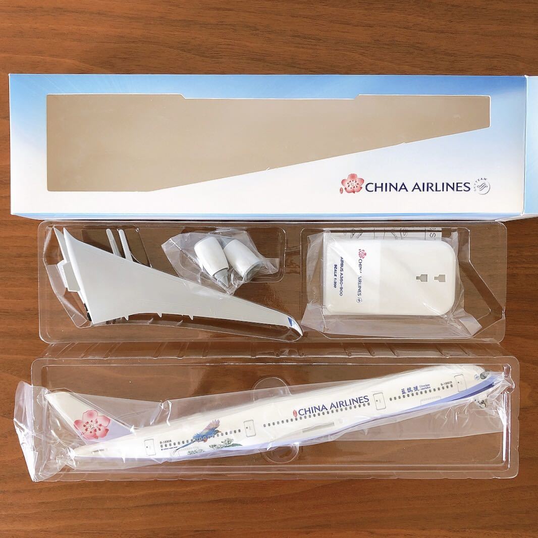★チャイナエアライン China Airlines Airbus A350-900 1/200スケール飛行機模型★_画像2