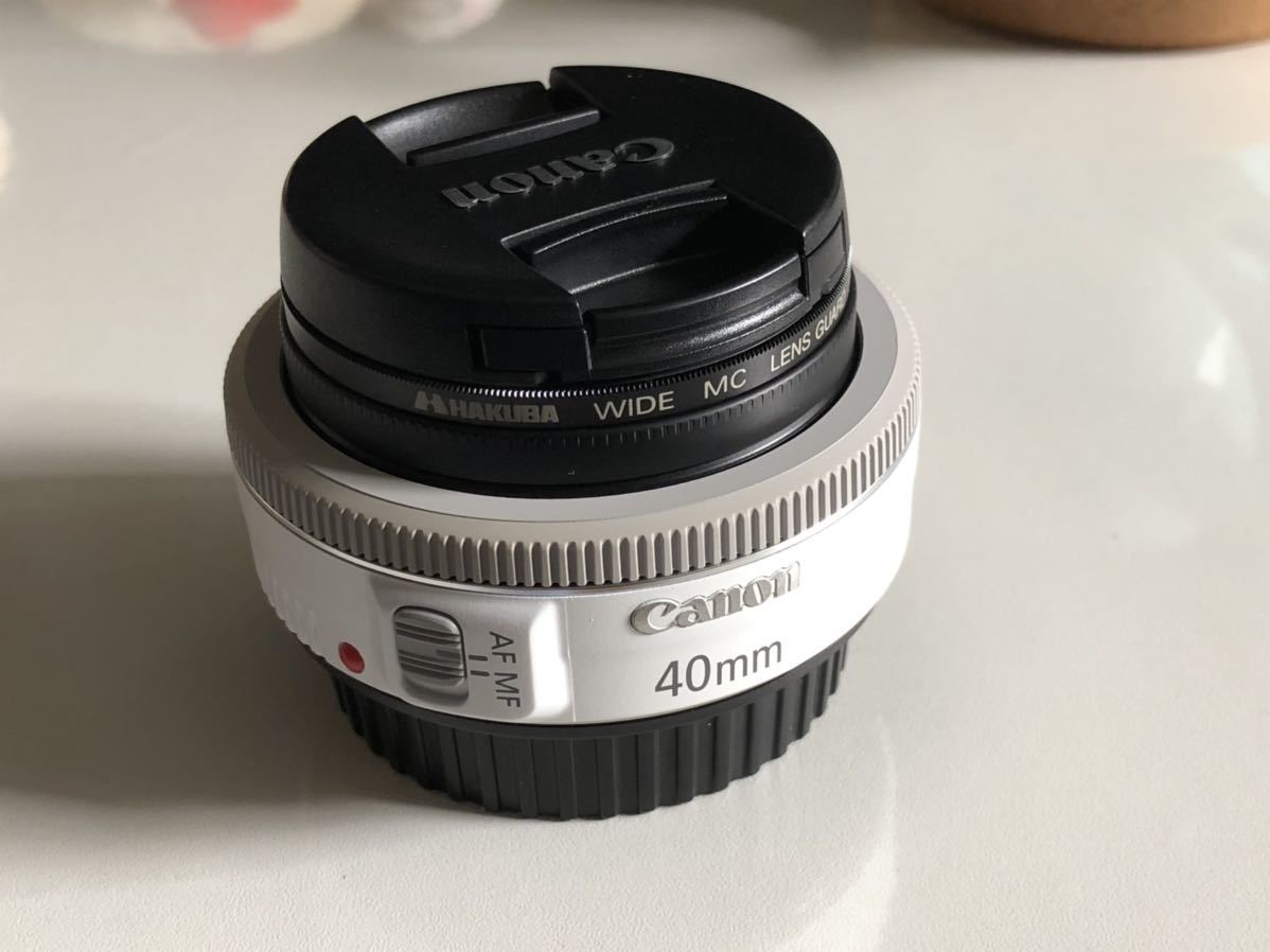 Canon EF40mm F2.8 STM 白色 交換レンズ キヤノン フード付き プロテクター付き 箱無し 美品