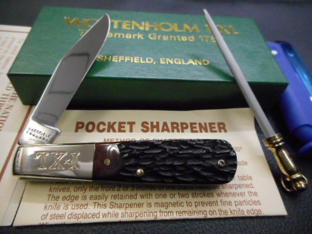 ナイフ　折り畳み　シェフィールド　SHEFFILD ENGLAND WOSTEN HOLM I,XL シャープナー付き。