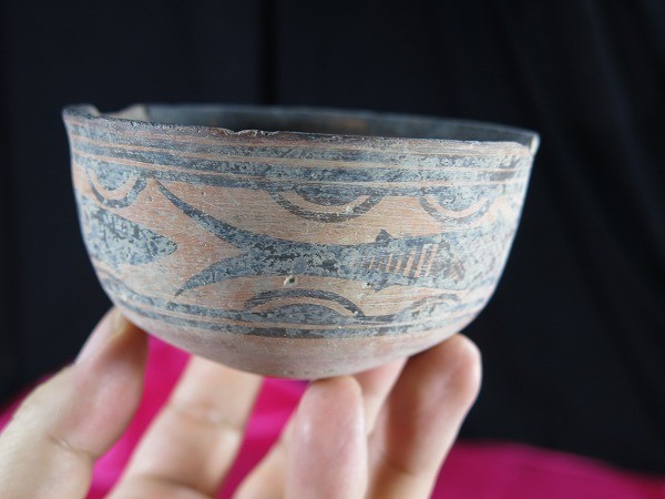 B　黒彩土器碗①　メへルガル遺跡発掘品 陶器　パキスタン　紀元前_画像2