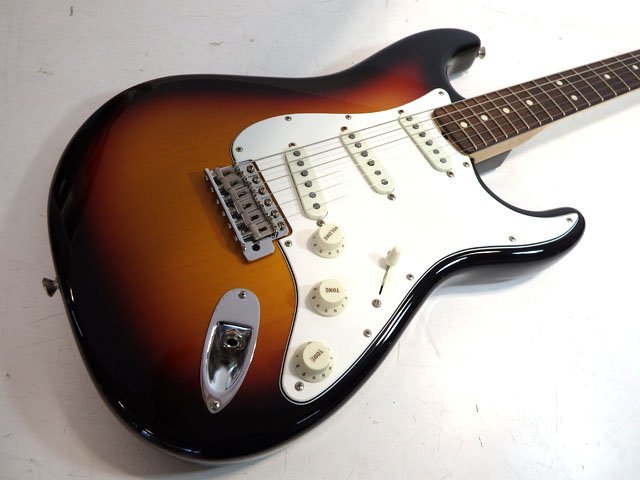 美品 Fender Custom Shop 1963 Stratocaster NOS 3Tone Sunburst 2017 フェンダー カスタムショップ ストラトキャスター_画像3