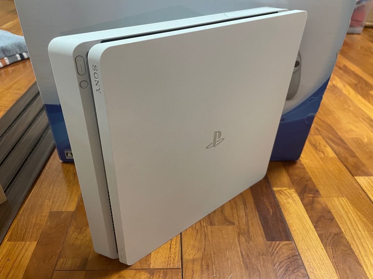 PlayStation4 グレイシャー・ホワイト 500GB CUH-200…