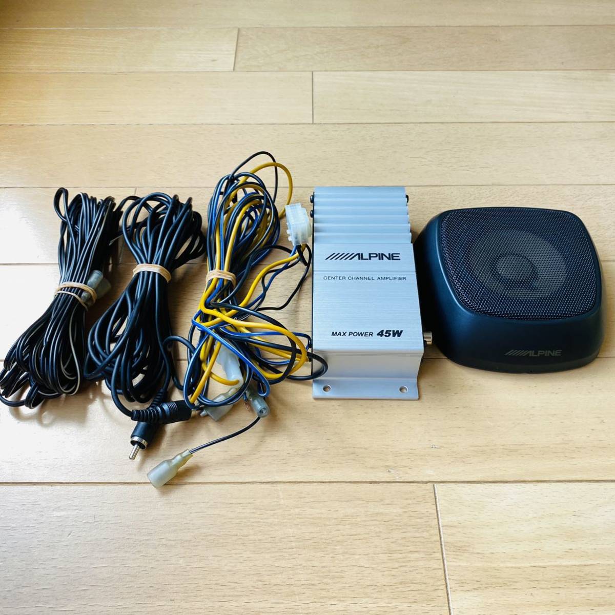 ヤフオク! - 【美品】アルパイン ALPINE スピーカーアンプ センタ...