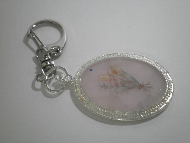  hand made * resin *. cat . sweets * pocket watch type key holder 