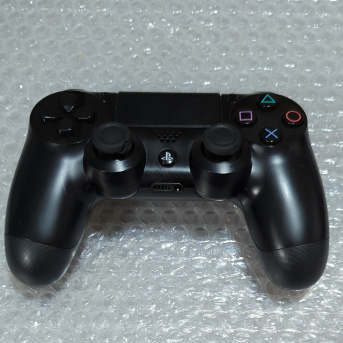 PlayStation4　PS4　純正品ワイヤレスコントローラーDUALSHOCK4（CUH-ZCT1J）ジェットブラック
