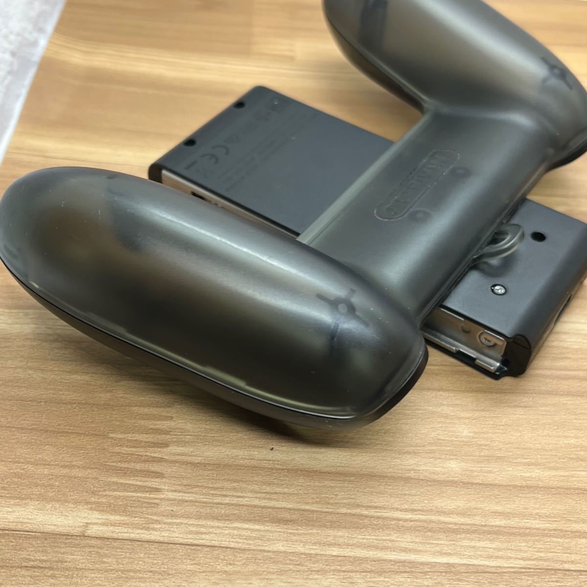 switch ジョイコン用充電グリップ　中古品