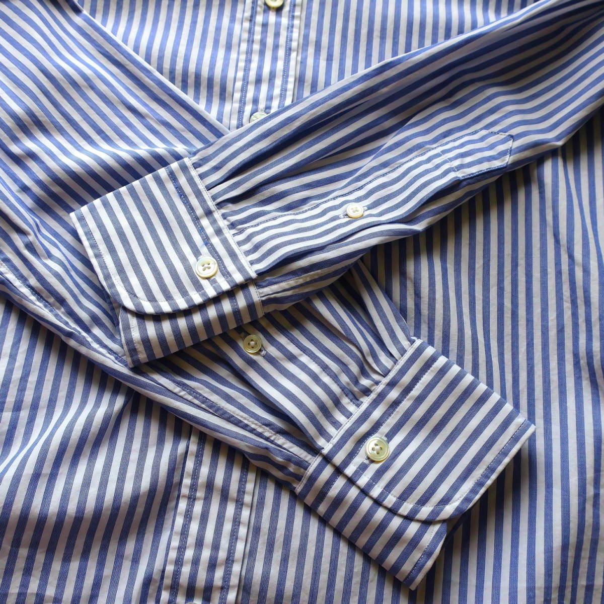 試着のみ BAGUTTA バグッタ メンズ ドレスシャツ ストライプ ワイドカラー 長袖 ボタン ワイシャツ シャツ 青 白 40 Mサイズ Lサイズ 