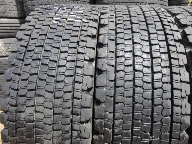 □94 冬 ブリヂストン W900 245/70R19.5 136/134J 4本_画像3