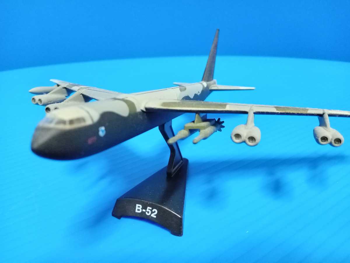 モデルパワー　1/300 B52フライングフォートレス　金属製モデル_画像2