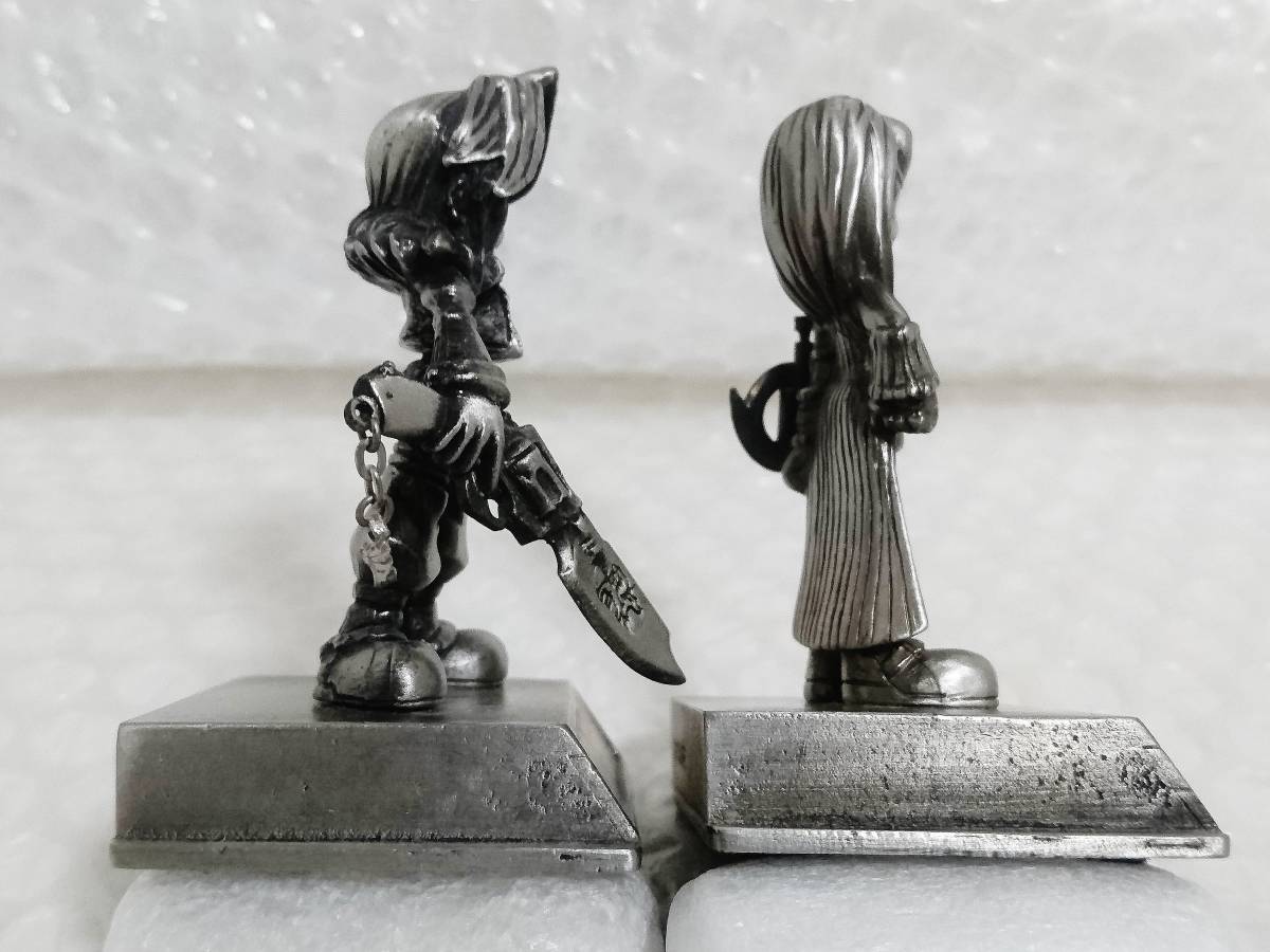 展示品+限定品　SQUARE　CHROME FIGURE　FINAL FANTASY Ⅷ　SQUALL ＆ RINOA　＆　FINAL FANTASY Ⅸ　ZIDANE ＆ GARNET　クロムフィギュア_画像6