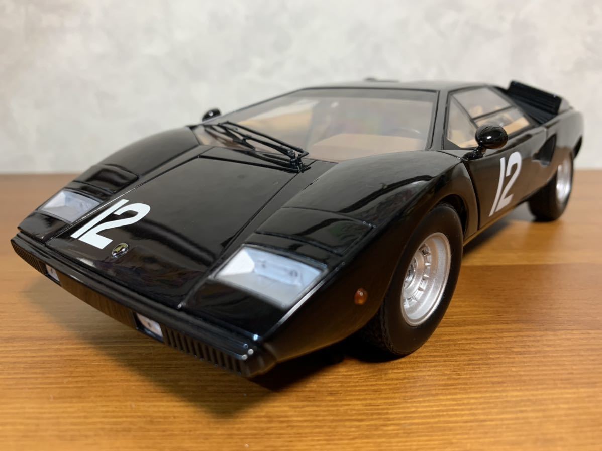 1/18 京商 サーキットの狼 ランボルギーニ カウンタック LP400