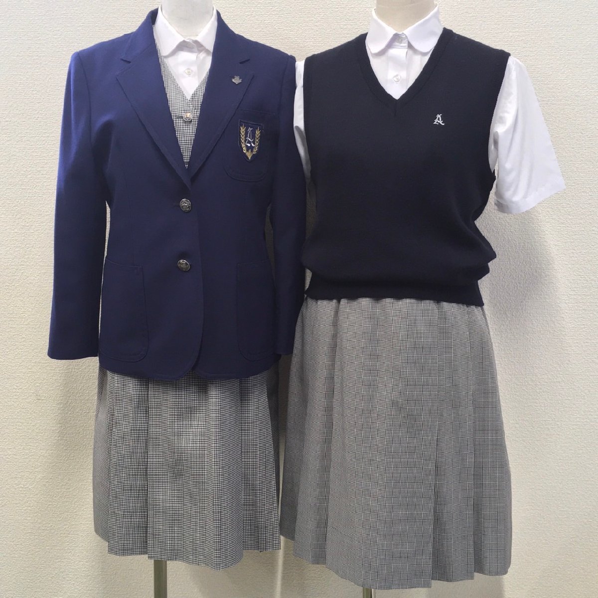 AT108-3 (中古)栃木県 旭中学校(旧制服) 7点セット /校章付/M AT108-3 (中古)栃木県 旭中学校(旧制服) 7点セット /校章付/M