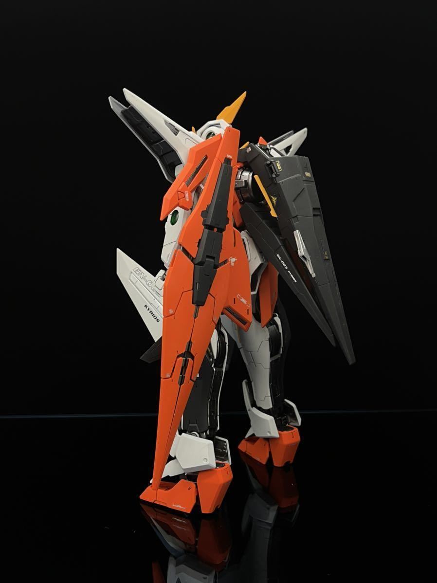 MG 1/100 ガンダムキュリオス 塗装済完成品 (LED付) MG 1/100 ガンダムキュリオス | 機動戦士ガンダム00