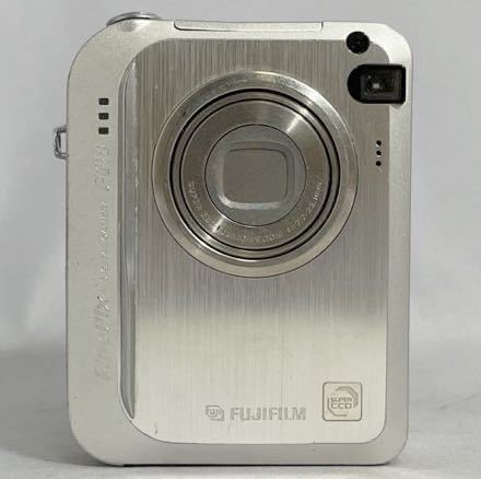 NN0707 045 動作未確認 現状品 FUJIFILM FinePix F610 デジタルカメラ カメラ レンズ SUPER EBC FUJINON ZOOM f=7.7-23.1mm 1円スタート_画像2