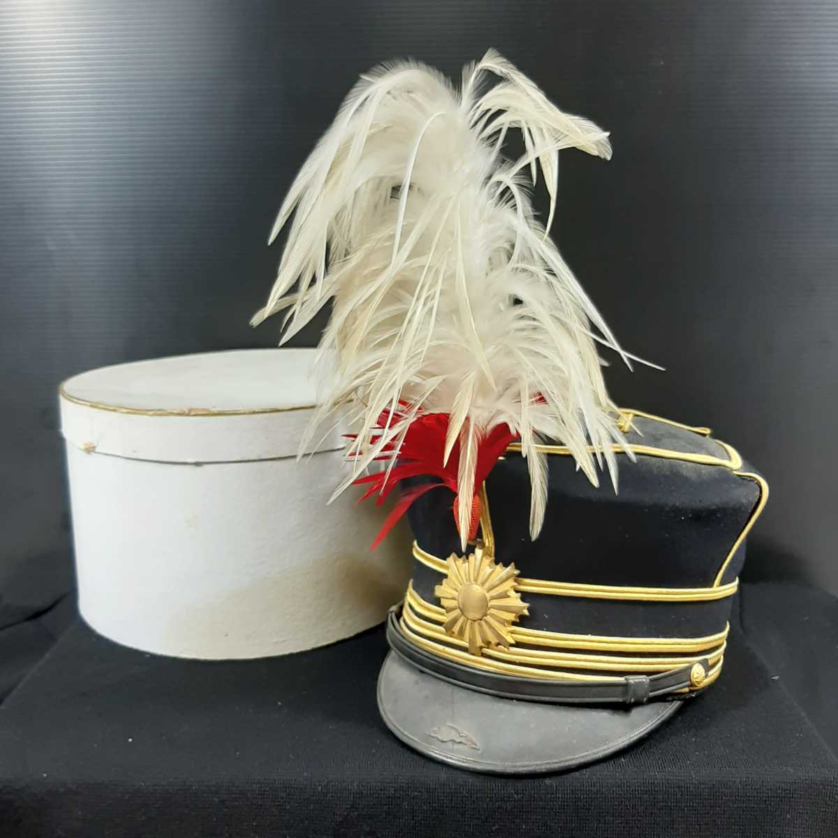 旧日本軍 陸軍 大尉? 大礼服 制服 軍服 正帽 制帽 軍帽 五芒星 前立て