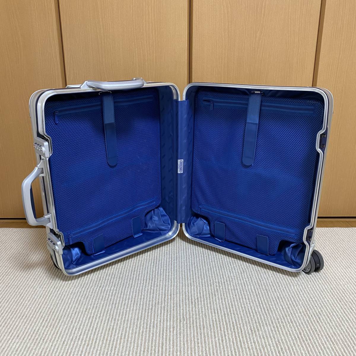 リモワインテグラル (廃盤) 48L可動品 バッグ 返品保証有 廃版希少