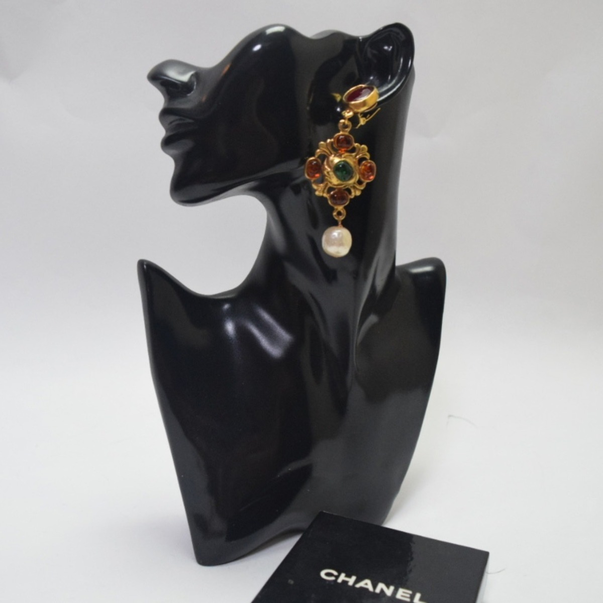 送料込み CHANEL シャネル イヤリング グリポア カラーストーン マルチ