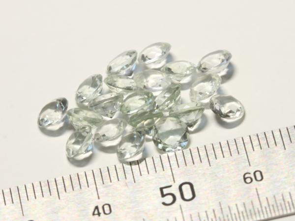 キレイなグリーンアメシスト 5mmラウンドのロット 20ケで7.62ct