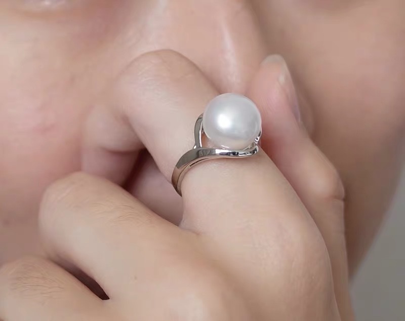 素敵な大粒本真珠のボリューム感で楽しめます♪珍しい天然ホワイトパール指輪♪6月の誕生石♪サイズ:9-20_画像2
