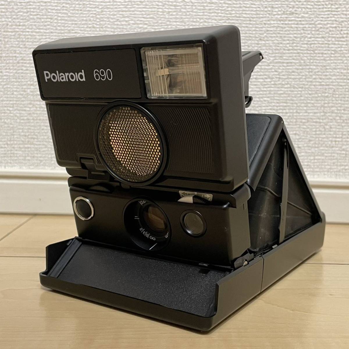 美品 元箱付属 Polaroid 690 ポラロイドカメラ インスタントカメラ