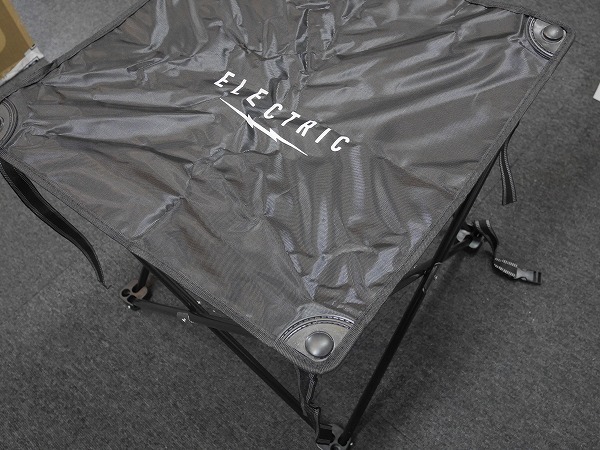 【新品】22 ELECTRIC TABLE AND CHAIR SET - BLACK 正規品 アウトドア キャンプ テーブル 椅子_画像2