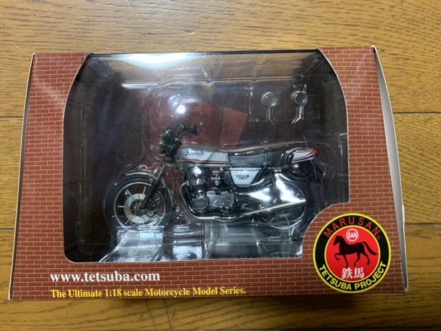 新品 1/18 銀ミニカー kawasaki Z400FX カワサキ Z2 Z1-