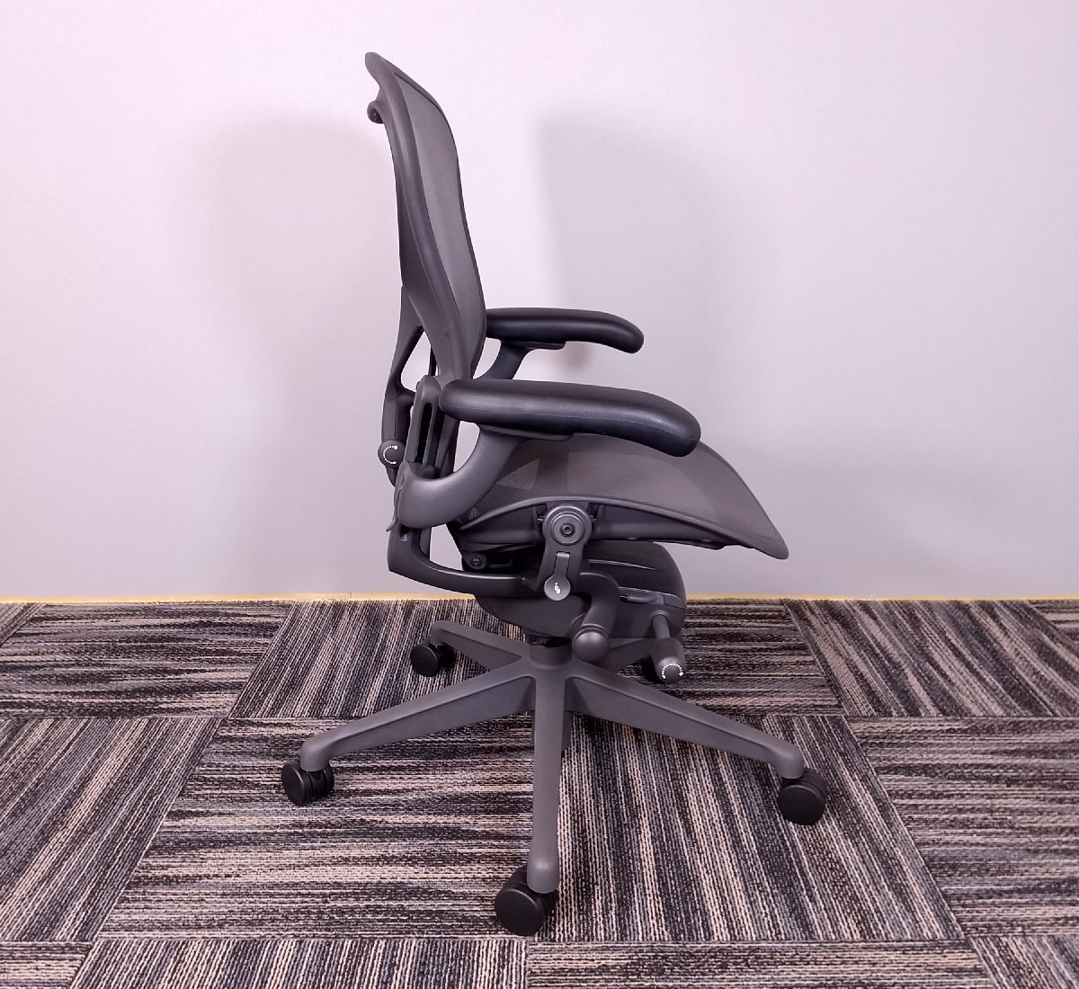 ☆美品☆Herman Miller ハーマンミラー[アーロンチェア リマスタード
